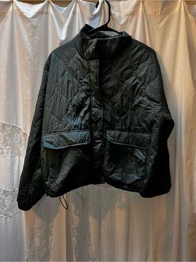 Packable jacket green